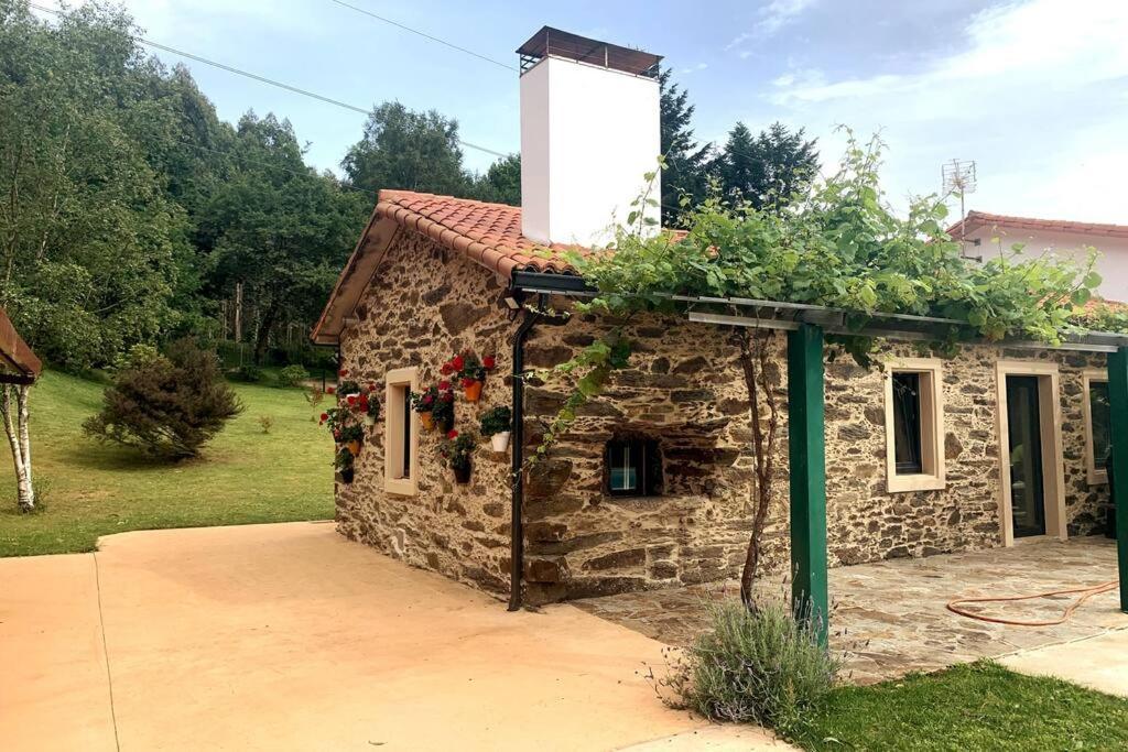 A Chousa Da Folgueira Ferienhaus Ordes